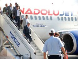 Başbakan Yardımcısı Arınç, Muş'ta