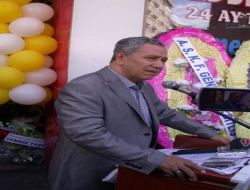 Başbakan Yardımcısı Arınç: "Medya Patronları Milyar Dolarları Verip İhale Alıyor Ama Çalıştırdığı Gazeteciye 6 Aydır Maaş Vermiyor"