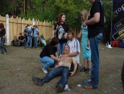 Dazlaklar Rusya'da Rock Festivalini Bastı: 1 Ölü