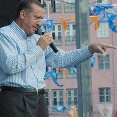 Başbakan Başkent Ankara'da Sert Konuştu!