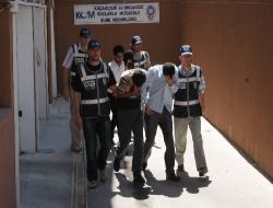 Diyarbakır'dan İzmir'e Peynir Bidonlarında Uyuşturucu Taşımışlar!!