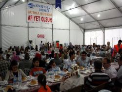 Klimalı Çadırda İftar Keyfi