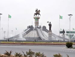 Türk Şirketin Türkmenistan'da Yaptığı Fıskiye Kompleksi, Guinness Rekorlar Kitabı'na Girdi