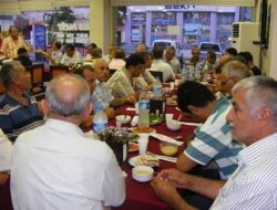 Mhp Adana Milletvekili Tankut, Vatandaşlarla İftarda Buluştu