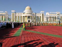 Türk Şirketi, Türkmenistan'da Üniversite Ve Hastane Kurdu