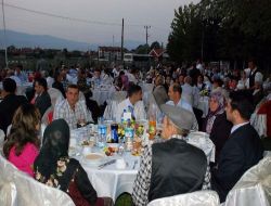 Bolu Valisi Şehit Aileleri ve Gazilere İftar Yemeği Verdi!