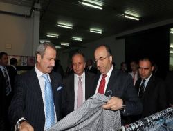 Bakan Çağlayan Aşkabat'ta Tekstil Fabrikasını Gezdi