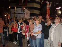 Chp'lilerin Barış Günü Etkinliği 'referanduma Hayır' Mitingine Dönüştü