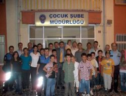 Emniyet, Kimsesiz Öğrencilere İftar Verdi