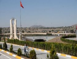 Şehitlik Köprülü Kavşağı Araç Trafiğine Açıldı
