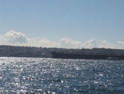 İstanbul Boğazı'ndan En Uzun Yük Gemisi Geçti