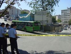 Emniyet Önündeki Belediye Otobüsünde Bomba Alarmı
