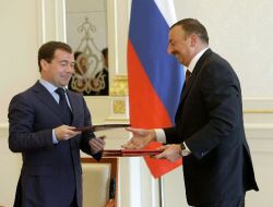 Rusya, Azerbaycan'ın Tüm Doğalgazına Talip!