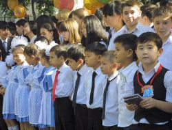 Özbekistan'da Yeni Eğitim Sezonu Başladı