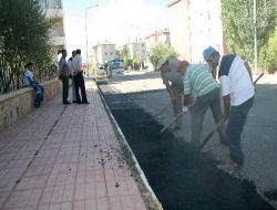 Aziziye Belediyesi Asfalt Ve Parke Taş Çalışmalarını Sürdürüyor