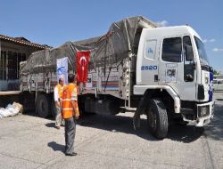 Balıkesir'den Pakistan'a İki Kamyon Gıda Yardımı