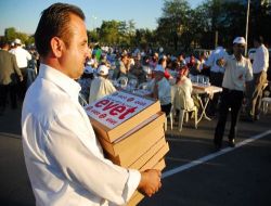 Başkentliler İftar Rekoru Denemesinde 'evet' Dedi!
