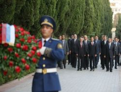 Medvedev: Yukarı Karabağ Sorununun Çözümüne Katkı Sağlamaya Devam Edeceğiz!