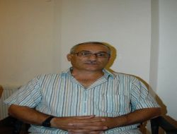 Darbecilerin, Misafirliğe Gittiği Eve Baskın Yaparak Gözaltına Aldığı Subay, Referandumu İple Çekiyor..