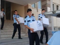 Elbistan Emniyeti'nden 58 Aileye Gıda Yardımı
