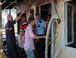 İki Kişiyi Öldürdüğü İddia Edilen Baba Ve Oğulun İşyerinde Yangın