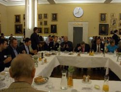 Danimarka Meclisi'ndeki İftar Yemeği Önyargıları Yıktı