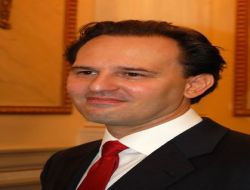 Papandreu Kabinede Köklü Değişiklik Yaptı; Yeni Hükümet Yemin Etti!