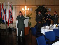 Hollanda Genelkurmay Başkanlığı, Kışlada İftar Verdi!