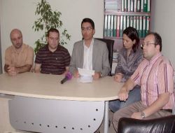 Sandık Kurullarınca Düzenlenen Tutanağın Siyasi Parti Gözlemcilerine Verilmemesine Eleştiri