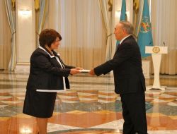Türkiye'nin Astana Büyükelçisi Ülker, Güven Mektubunu Sundu