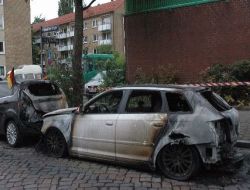 Hamburg'da Dört Gün İçinde Kundaklanan Araç Sayısı 15'i Geçti