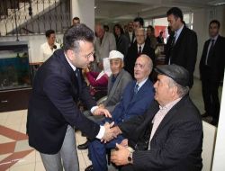 Samsun Protokolü, Ramazan Bayramı'nda Huzurevi Ve Çocuk Yuvasını Ziyaret Etti