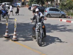 Tüzmen'den Motosikletli 'evet' Çalışması