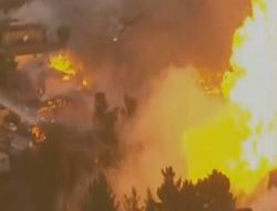 San Francisco'da Büyük Patlama: Alevler Çok Sayıda Evi Yuttu