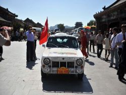 Türk Ralliciler Pekin-paris Rallisinde Anadol İle Tarih Yazıyor