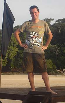 ACUN BODRUM'DA OTEL KAPATTI!