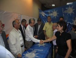 Ak Partililer Diyarbakır'da Bayramlaştı