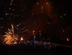 Provokatörler Diyarbakır'ı Yine Karıştırdı, Gazetecileri Yakmak İstedi!