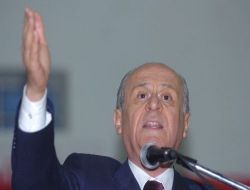 Bahçeli: "Anayasa Mahkemesi Değişmeli!"