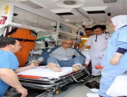 80 Yaşındaki Hasta Ambulansla Oy Kullanmaya Gitti