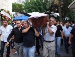 Üniversiteli Tuğçe Son Yolculuğuna Uğurlandı!