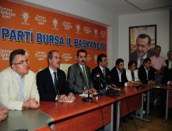 Devlet Bakanı Çelik: Chp'ye 'Allak Bullak Partisi' Dememiz Doğru Olur!!