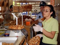 Zabıta Fırın Ve Ekmek Satış Noktalarını Denetledi