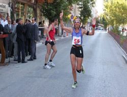 Başbakan Erdoğan'ın Soyadını Alan Etiyopyalı Atlet Birinci Oldu!!