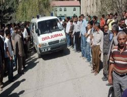 Mitingden Dönerken Yaşanan Konvoy Kazasında Ölen Güllü Duran Toprağa Verildi