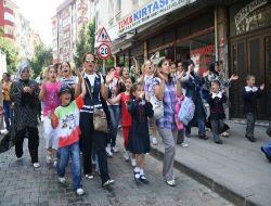 Öğrenci Ve Velilerden 'birleştirme' Tepkisi