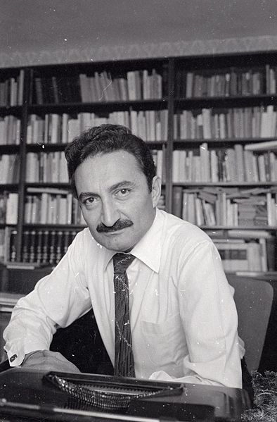 ECEVİT'İN TARİHİ EVİ KİRALIK