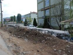 Ereğli'de Karayollarındaki Çalışmanın Ağır İşlemesi Tepkilere Neden Oluyor