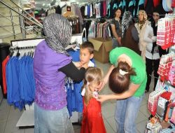 Bayram Ve Okul Alışverişi Esnafın Yüzünü Güldürdü