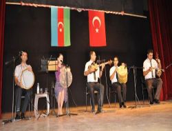 Kars'ta Muğam Fırtınası Esti